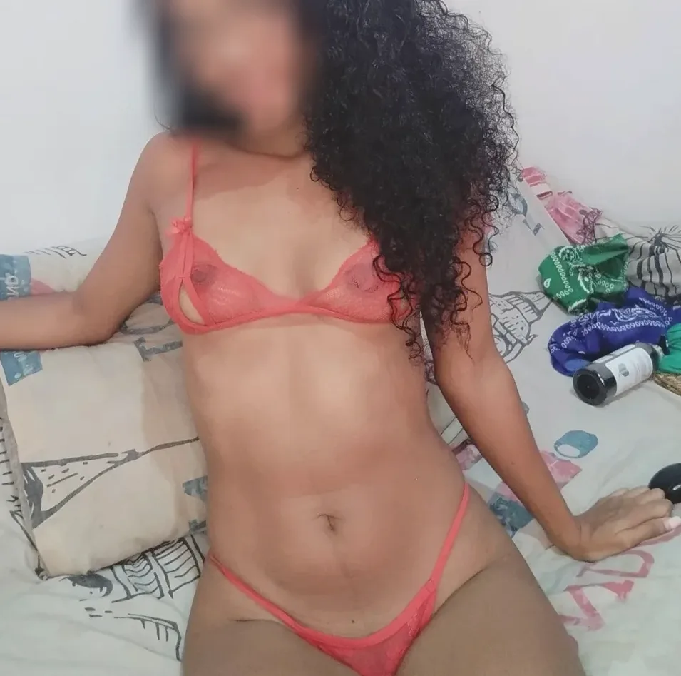 Selin, 18